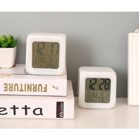 Réveil Matin Horloge Digitale Avec 3 luminosités réglables · Smarty Paris